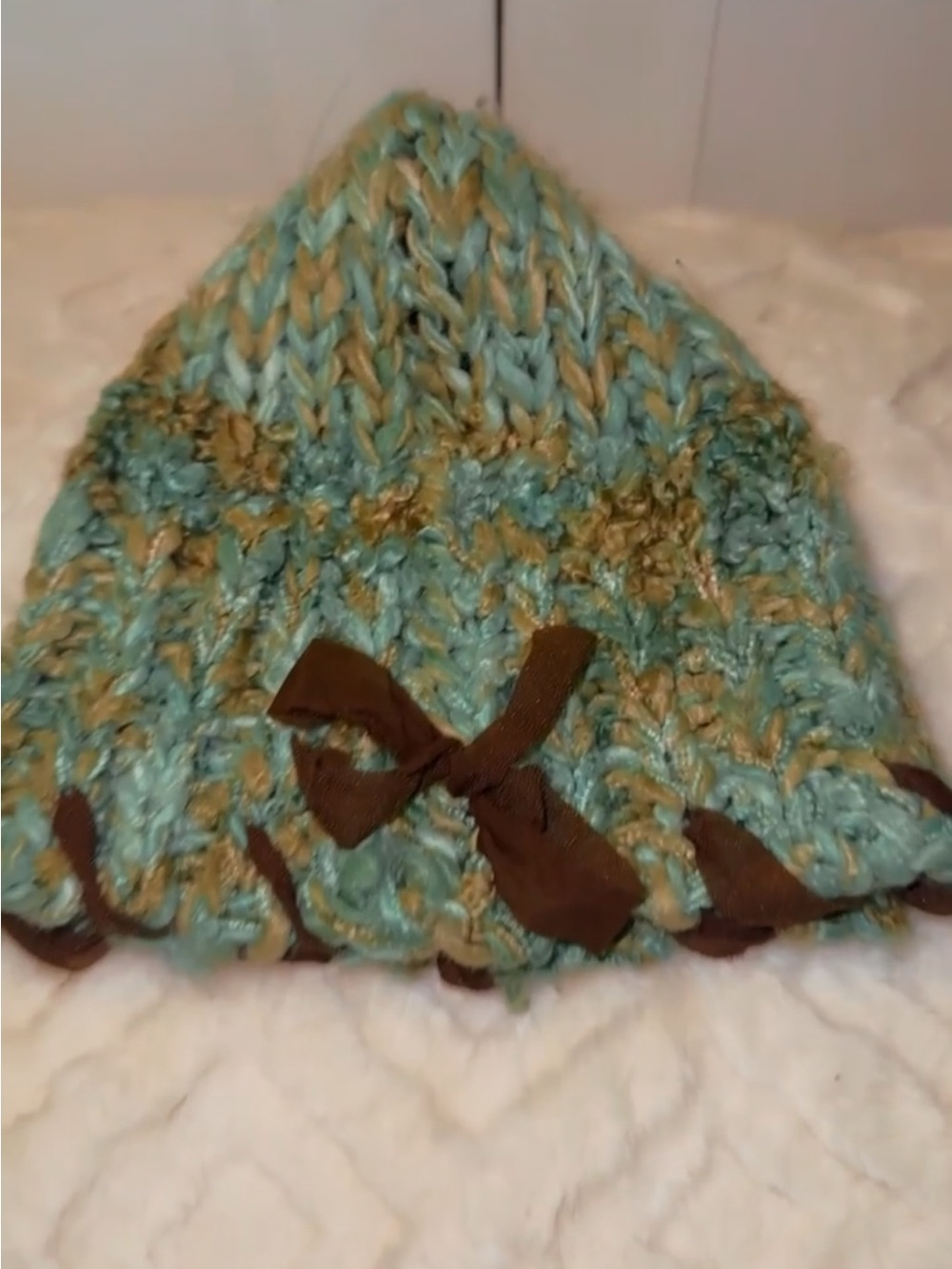 Knit women's hat